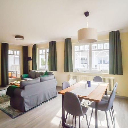 Strandvillen Binz - Ferienwohnung Mit 2 Schlafzimmern Und Balkon Ah-563 Luaran gambar