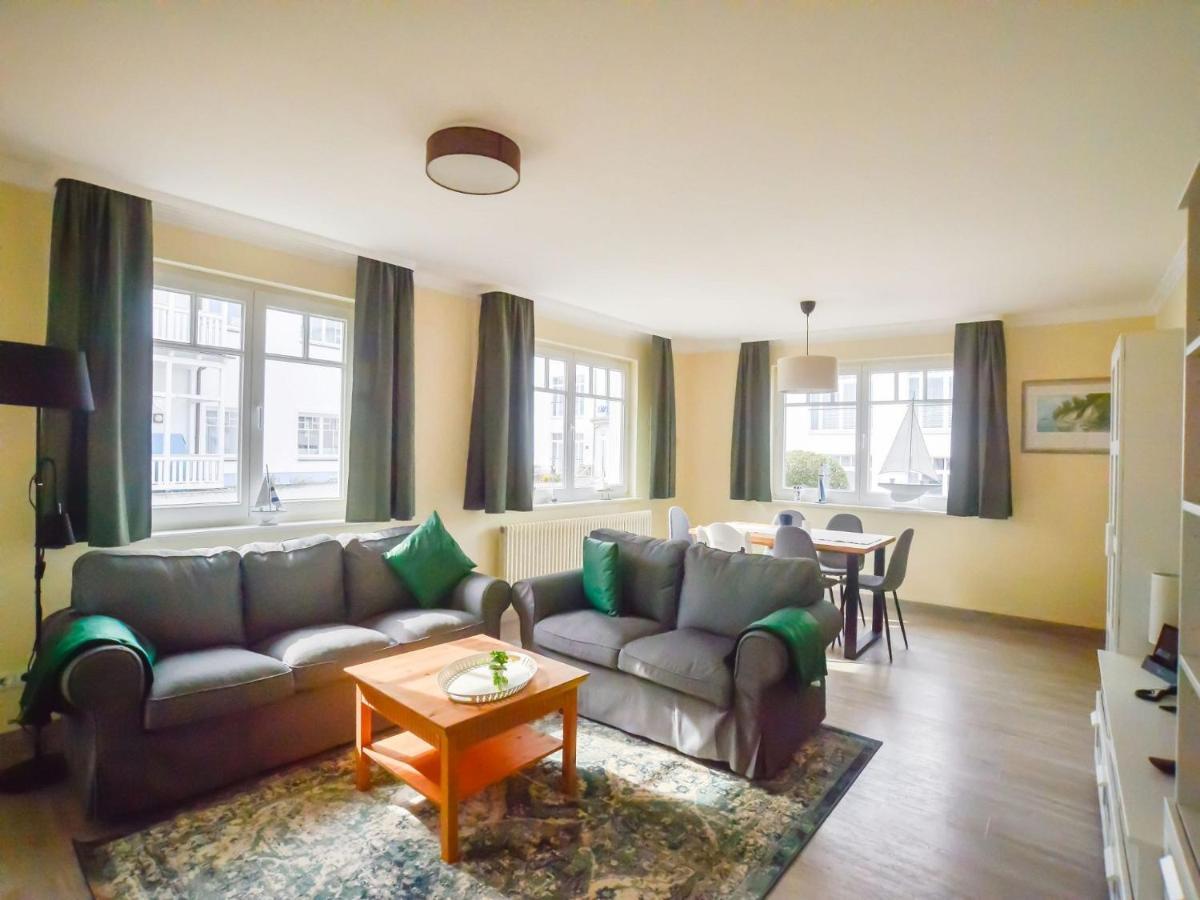 Strandvillen Binz - Ferienwohnung Mit 2 Schlafzimmern Und Balkon Ah-563 Luaran gambar