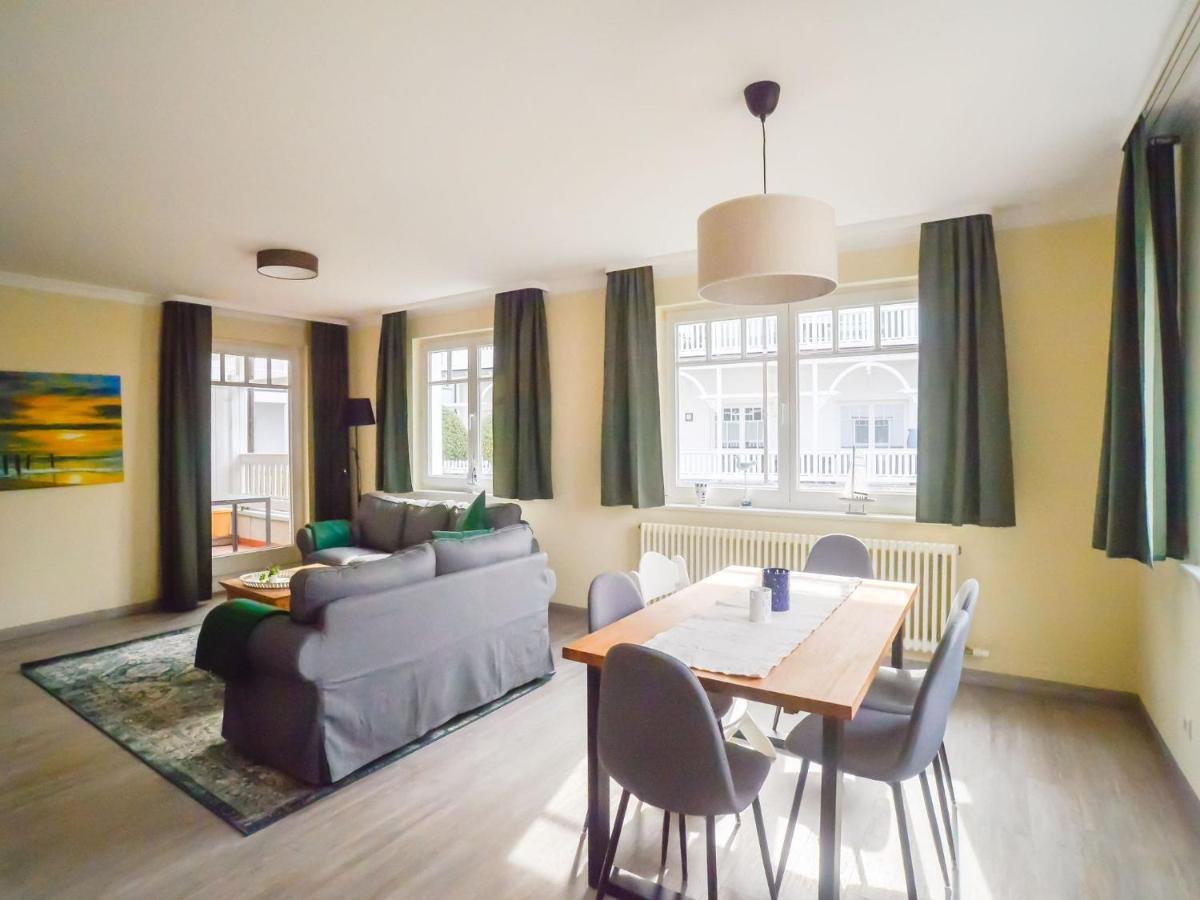 Strandvillen Binz - Ferienwohnung Mit 2 Schlafzimmern Und Balkon Ah-563 Luaran gambar