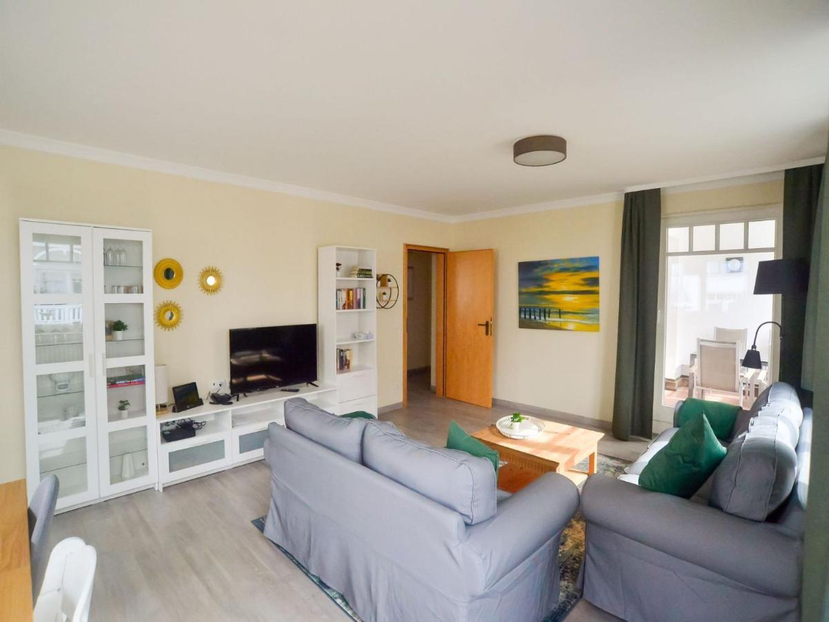 Strandvillen Binz - Ferienwohnung Mit 2 Schlafzimmern Und Balkon Ah-563 Luaran gambar